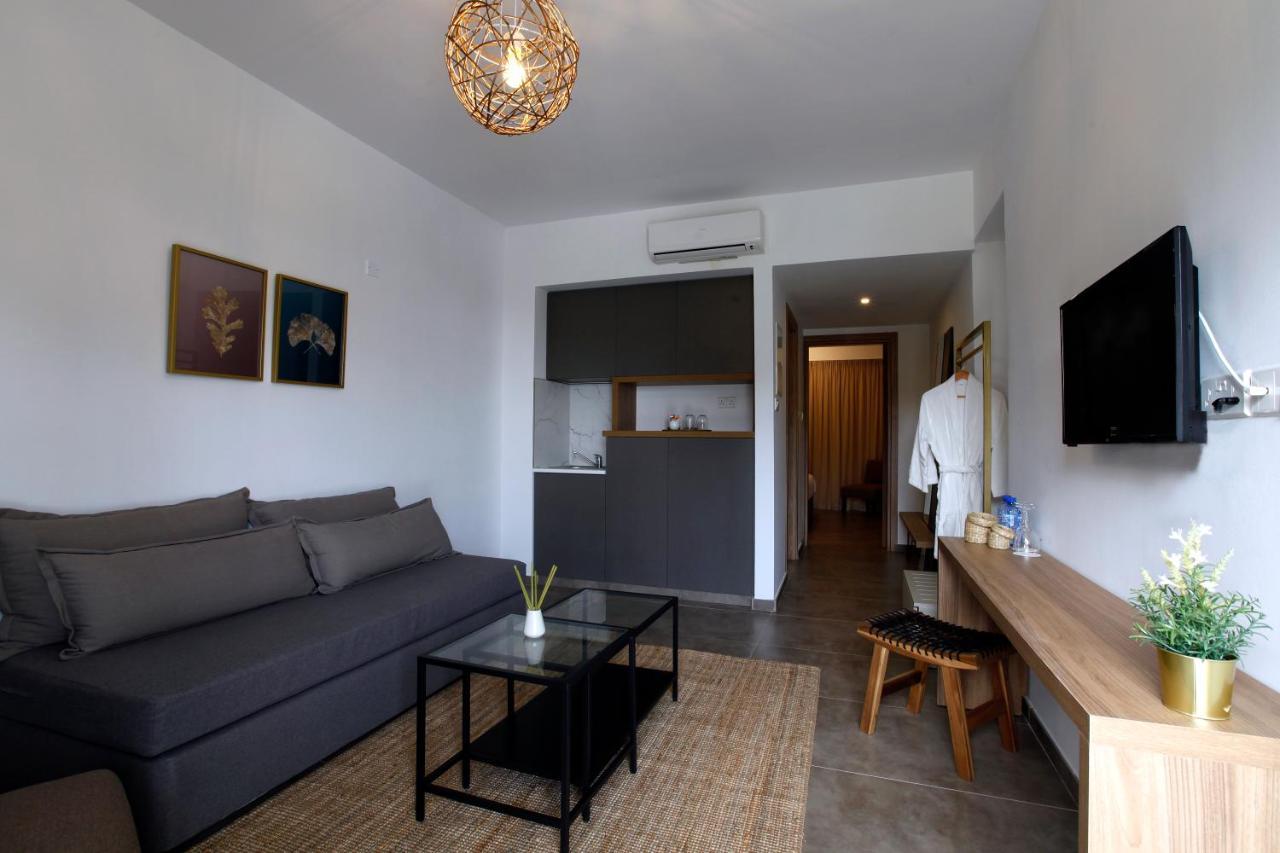 Cosmopolis Multi-Venue Aparthotel Λάρνακα Εξωτερικό φωτογραφία